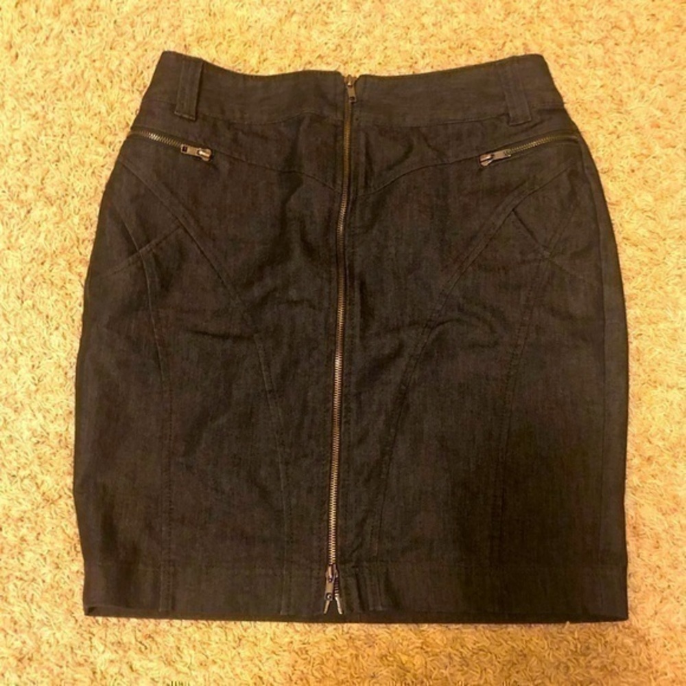 Dalia Collection women’s denim skirt size 8